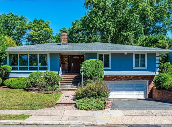 25 Marshall Drive, Edison, NJ 08817