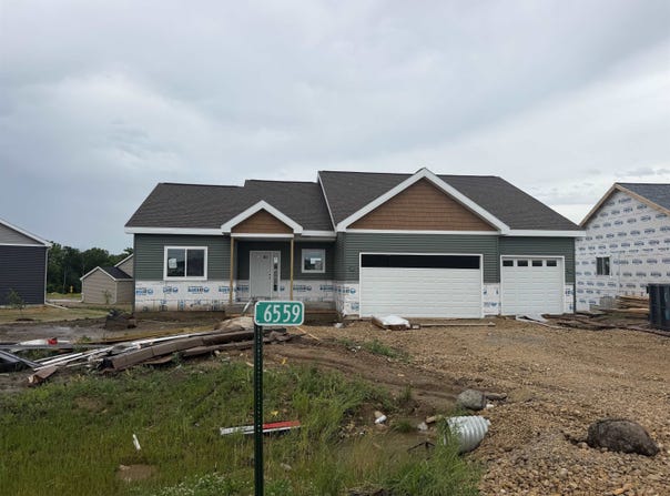6559 Hickory Glade Drive, DeForest, WI 53593