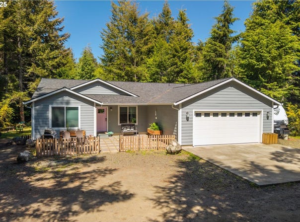 56502 TOM SMITH RD, Bandon, OR 97411