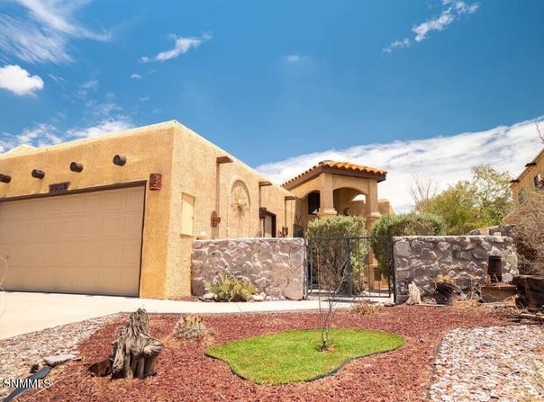 2050 Pinecone Way, Las Cruces, NM 88012