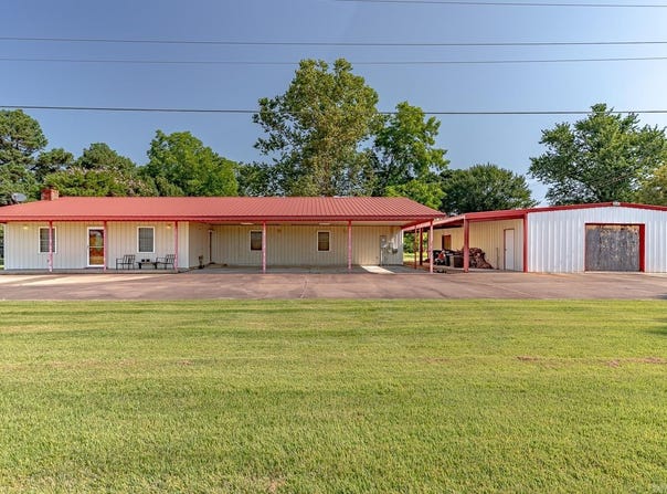 333 White Dr Drive, Cherry Valley, AR 72324