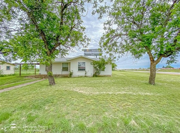 1309 N Ross Drive, Baird, TX 79504