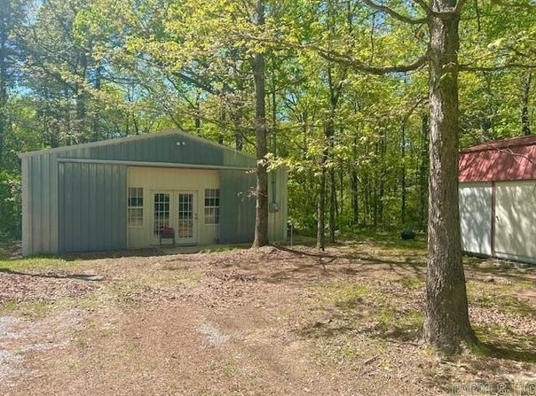 9360 Misenheimer Road, Mountain View, AR 72560
