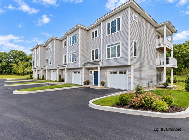 131 Summit Terrace, South Portland, ME 04106