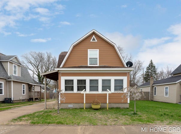 316 W 13th Street, Holland, MI 49423