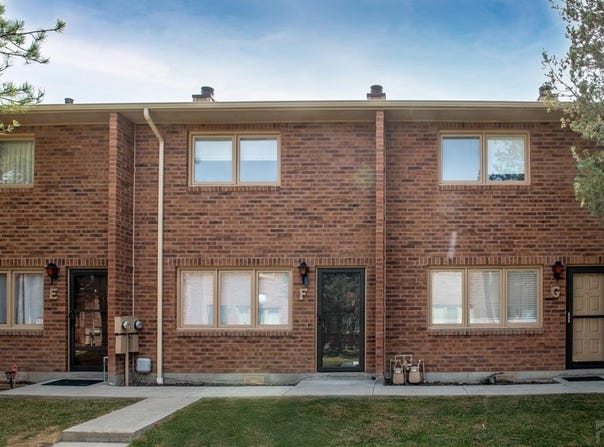 2107 Chatalet Lane unit: F, Pueblo, CO 81005