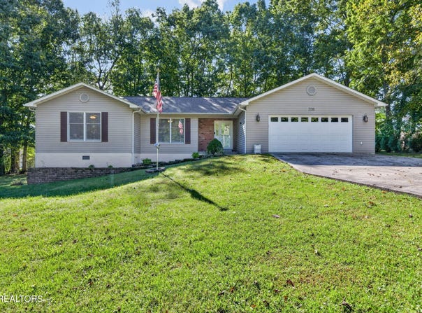 226 Tulip Drive, Crossville, TN 38555