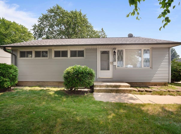 6447 W Burdick Ave, Milwaukee, WI 53219
