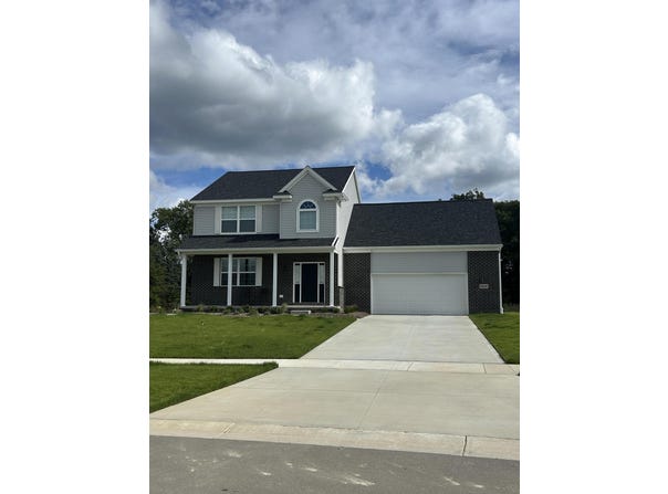 1246 Plum Grove Drive, Monroe, MI 48161