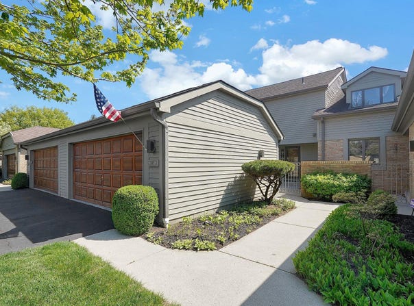 1157 Strathaven Court W, Worthington, OH 43085