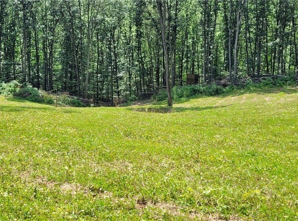 SE Gilmore Road, Gnadenhutten, OH 44629