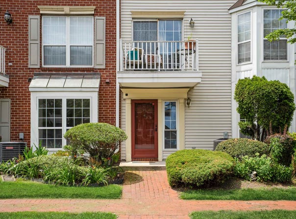 16 CYPRESS ST, JC, West Bergen, NJ 07305