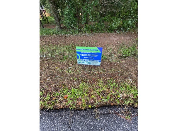 1008 Pinemont, Mobile, AL 36609