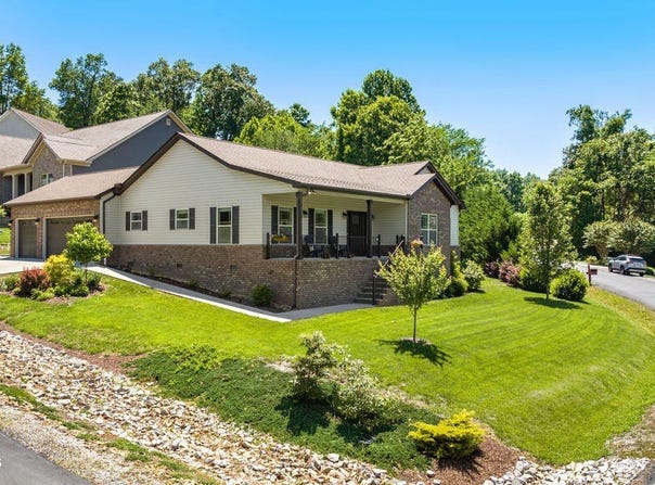 146 Tuhdegwa Way, Loudon, TN 37774