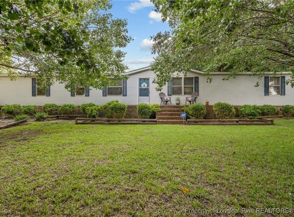 12 Maple Drive, Lumberton, NC 28358