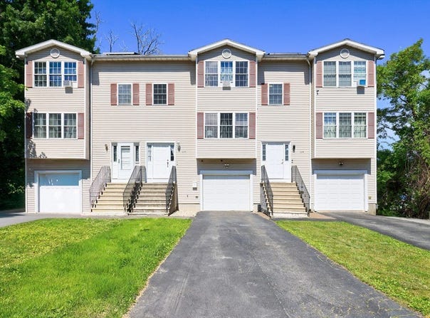 22-B Bancroft St, Worcester, MA 01610