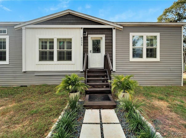 4536 N Elm Street, Crystal River, FL 34428