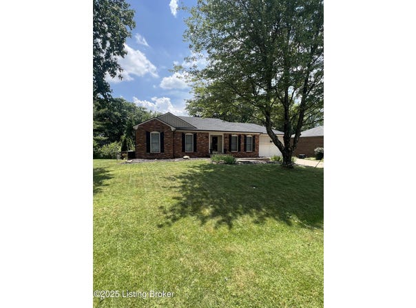 12112 Alpine Way, Goshen, KY 40026
