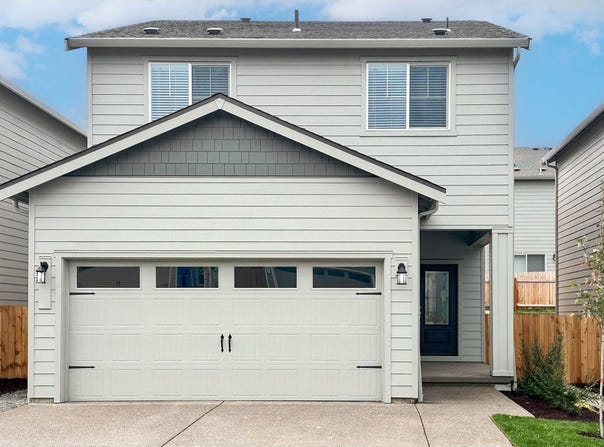 3962 SW Duniway Ln, Gresham, OR 97080