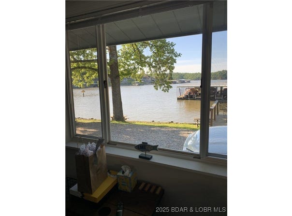 88 Dearest Lane, Linn Creek, MO 65052