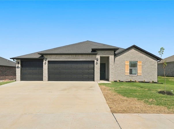1041 Pepperwood Drive, Prairie Grove, AR 72753