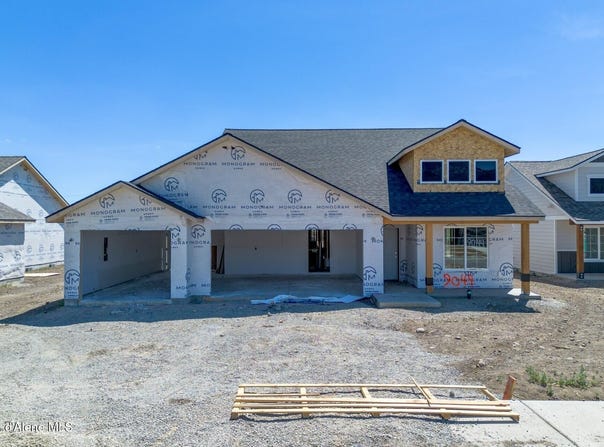 9044 W Cultivator Ave, Rathdrum, ID 83858