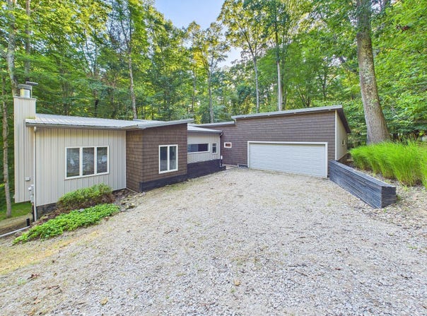 501 Kusa Lane, Sugar Grove, OH 43155