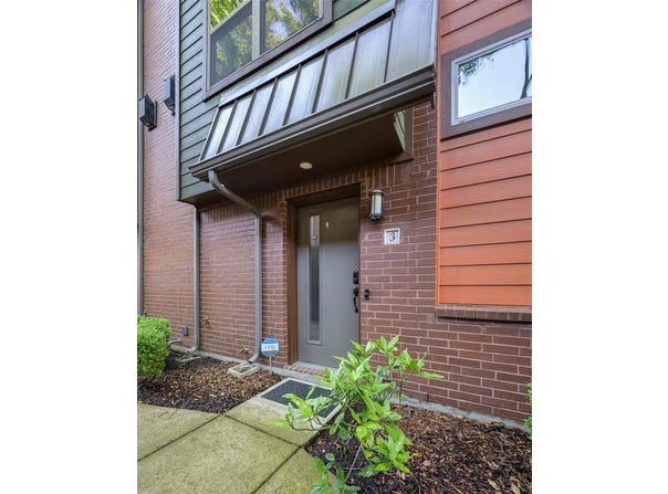 5875 Ross Avenue, Dallas, TX 75206