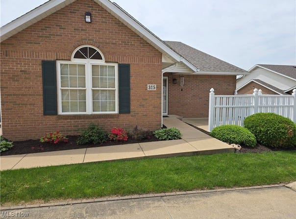 2457 Barrington Way unit: 315, Wooster, OH 44691