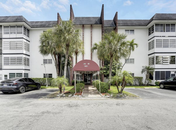 4740 NW 21 St Street, Lauderhill, FL 33313