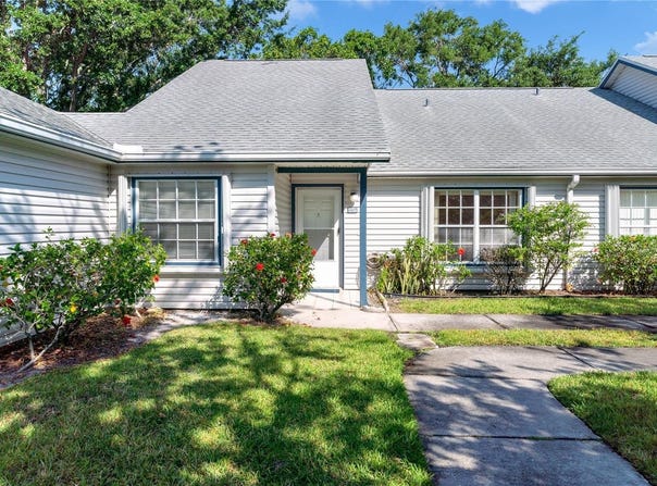 4927 LAKE WATERFORD WAY W, MELBOURNE, FL 32901