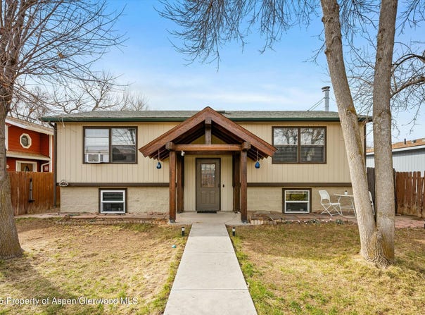 103 Grand Avenue, Silt, CO 81652
