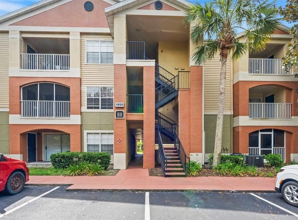 1950 SUMMER CLUB DRIVE, OVIEDO, FL 32765