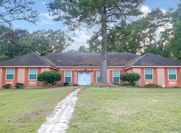 1008 Bluewater Court, Tuskegee, AL 36083