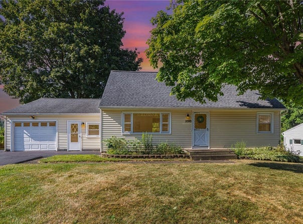 2393 Spencerport Road, Ogden, NY 14559