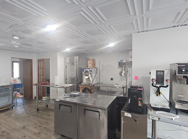101 N BROADWAY, PENNSVILLE, NJ 08070