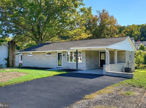 212 CHURCH Road, YORK, PA 17406