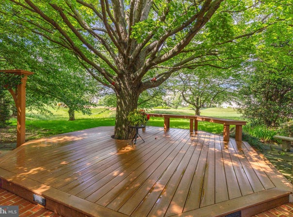 826 BENT CREEK DRIVE, LITITZ, PA 17543