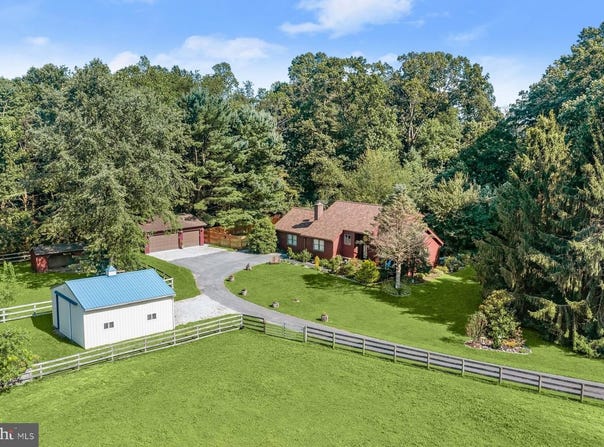 5129 GRAVE RUN RD, MANCHESTER, MD 21102