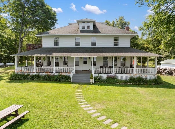 N9450 Manistique Lakes Road, Curtis, MI 49820