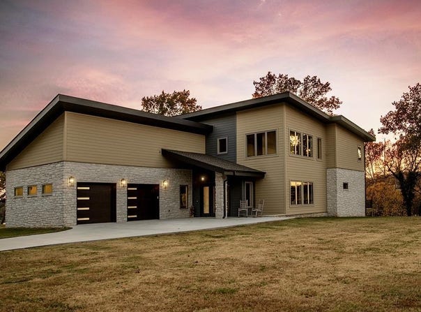 5 Sowbug Circle, Cotter, AR 72626