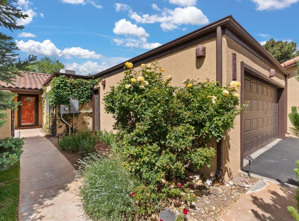 4453 LINDEN Lane NE, Albuquerque, NM 87111