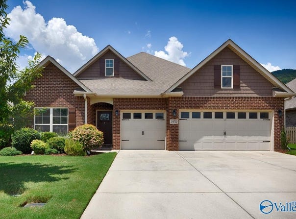 2952 Magnolia Park Drive SE, Owens Cross Roads, AL 35763