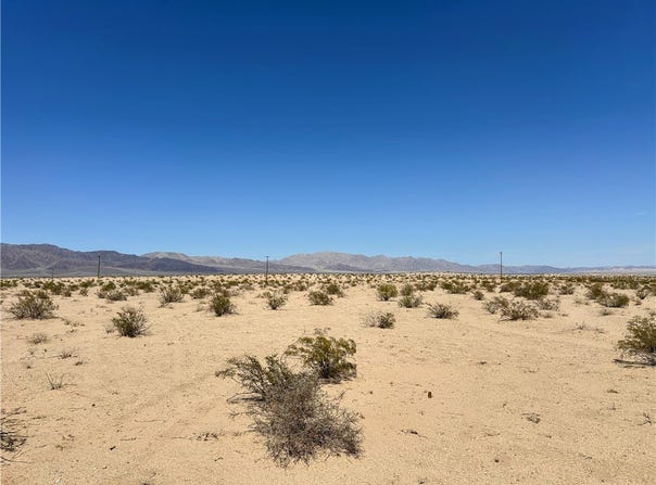 12 Cadiz Drive, 29 Palms, CA 92277