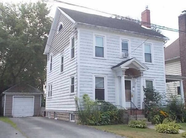 12 N Park, Auburn, NY 13021
