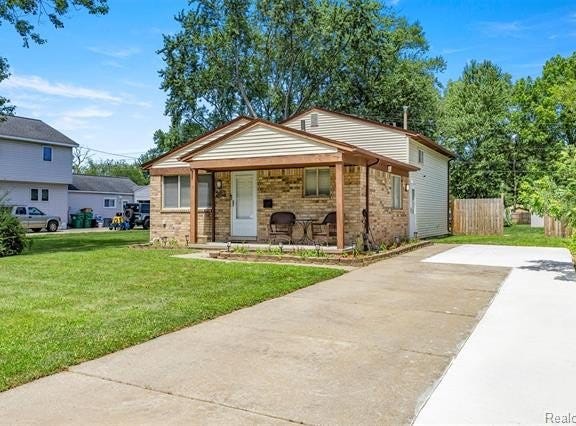 28914 Hennepin Street, Garden City, MI 48135