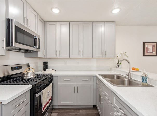 450 E 4th, Santa Ana, CA 92701