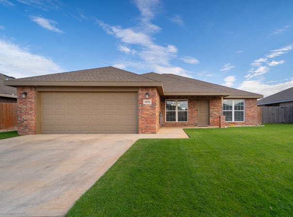 8811 15th Street, Lubbock, TX 79416
