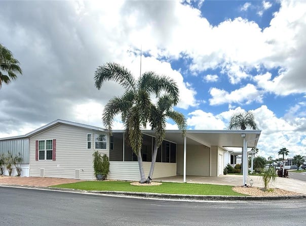 225 S PORT ROYAL Lane, APOLLO BEACH, FL 33572
