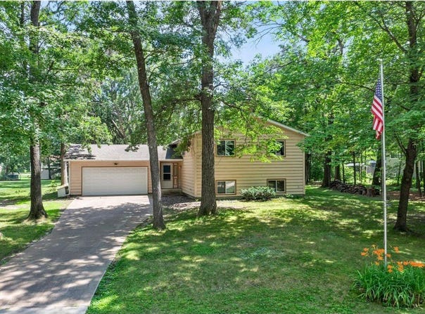 4885 262nd Street, Wyoming, MN 55092
